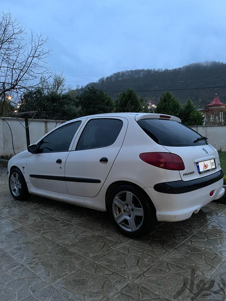 AZHShMxr.2